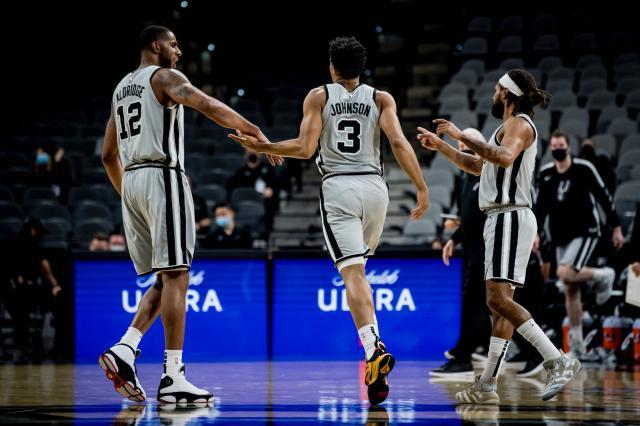 开云体育-力斩洛城双雄还能赢绿军 马刺永远不能被忽视